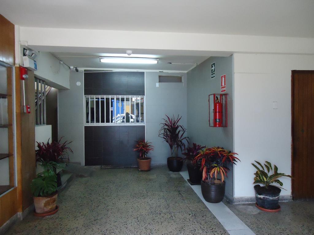 Hotel Estacion Central Lima Luaran gambar